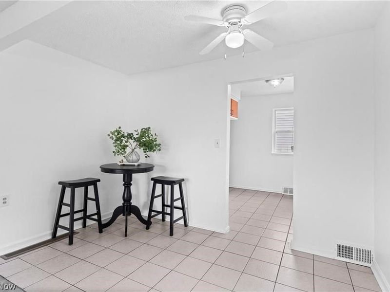 643 E 261st Street, Euclid, OH 44132 Photo 8