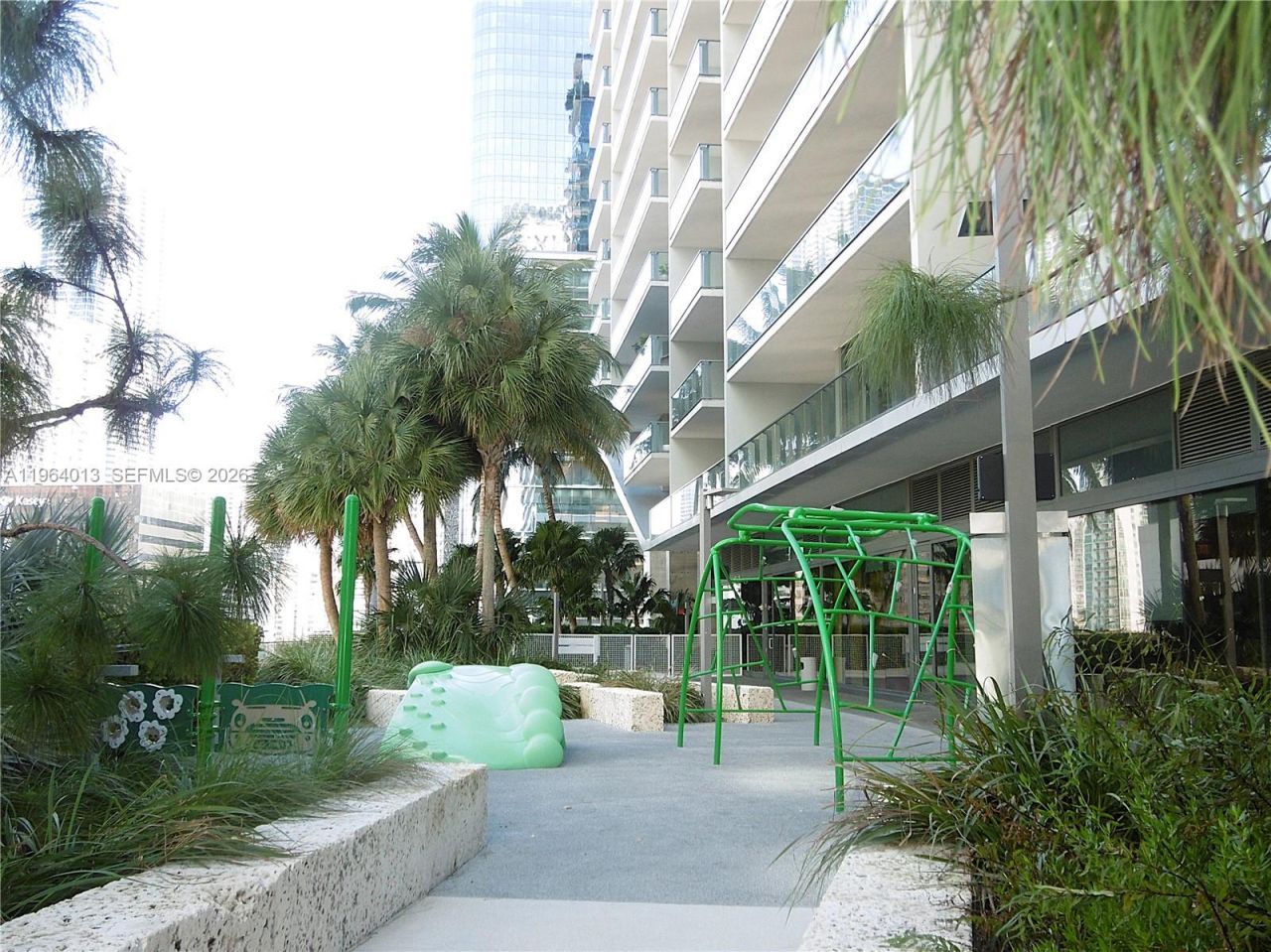 68 SE 6th St , Unit 1702, Miami, FL 33131 Photo