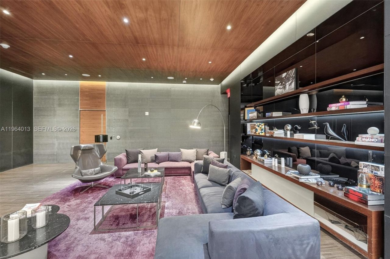 68 SE 6th St , Unit 1702, Miami, FL 33131 Photo