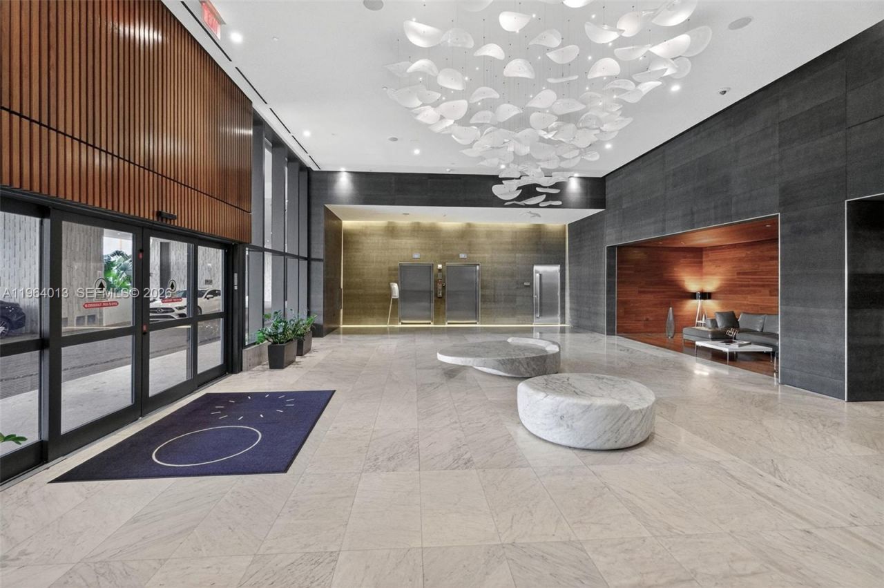 68 SE 6th St , Unit 1702, Miami, FL 33131 Photo