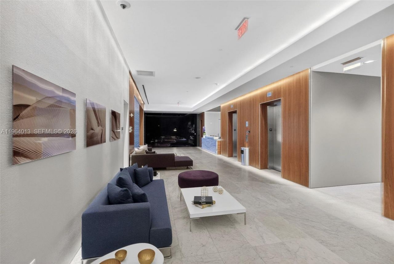 68 SE 6th St , Unit 1702, Miami, FL 33131 Photo