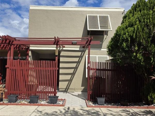 10951 Cypress Rd , Unit 10951, Pembroke Pines, FL 33026