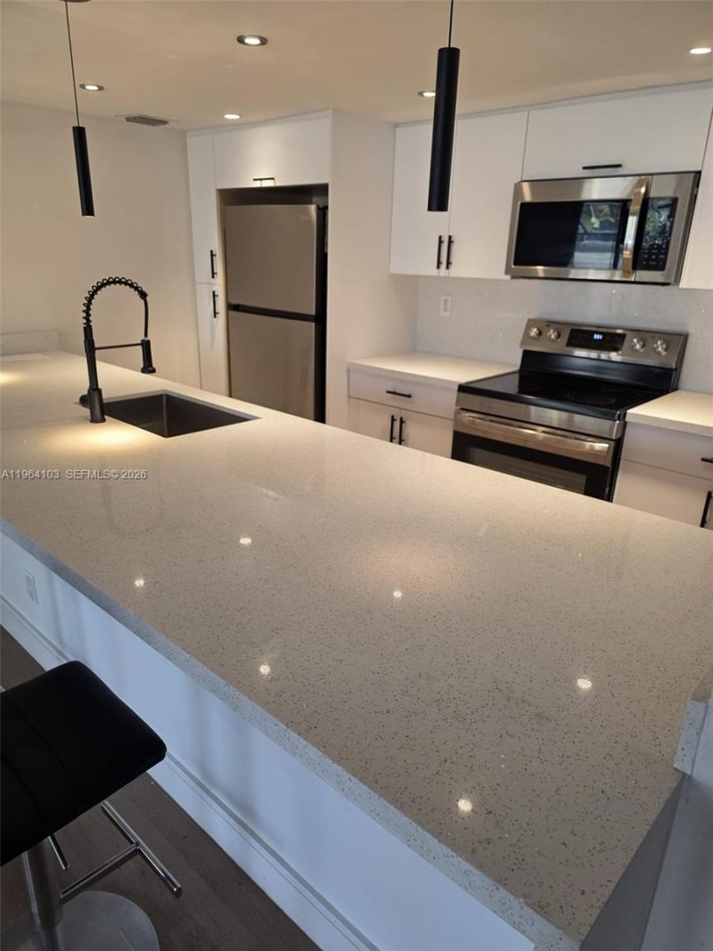 10951 Cypress Rd , Unit 10951, Pembroke Pines, FL 33026 Photo