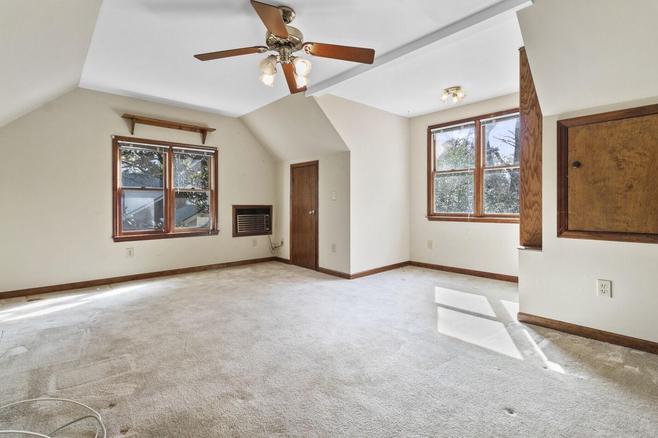 1405 Pine Island Photo 16