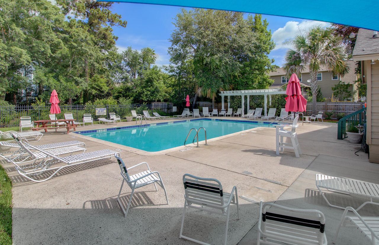 1405 Pine Island Photo 28