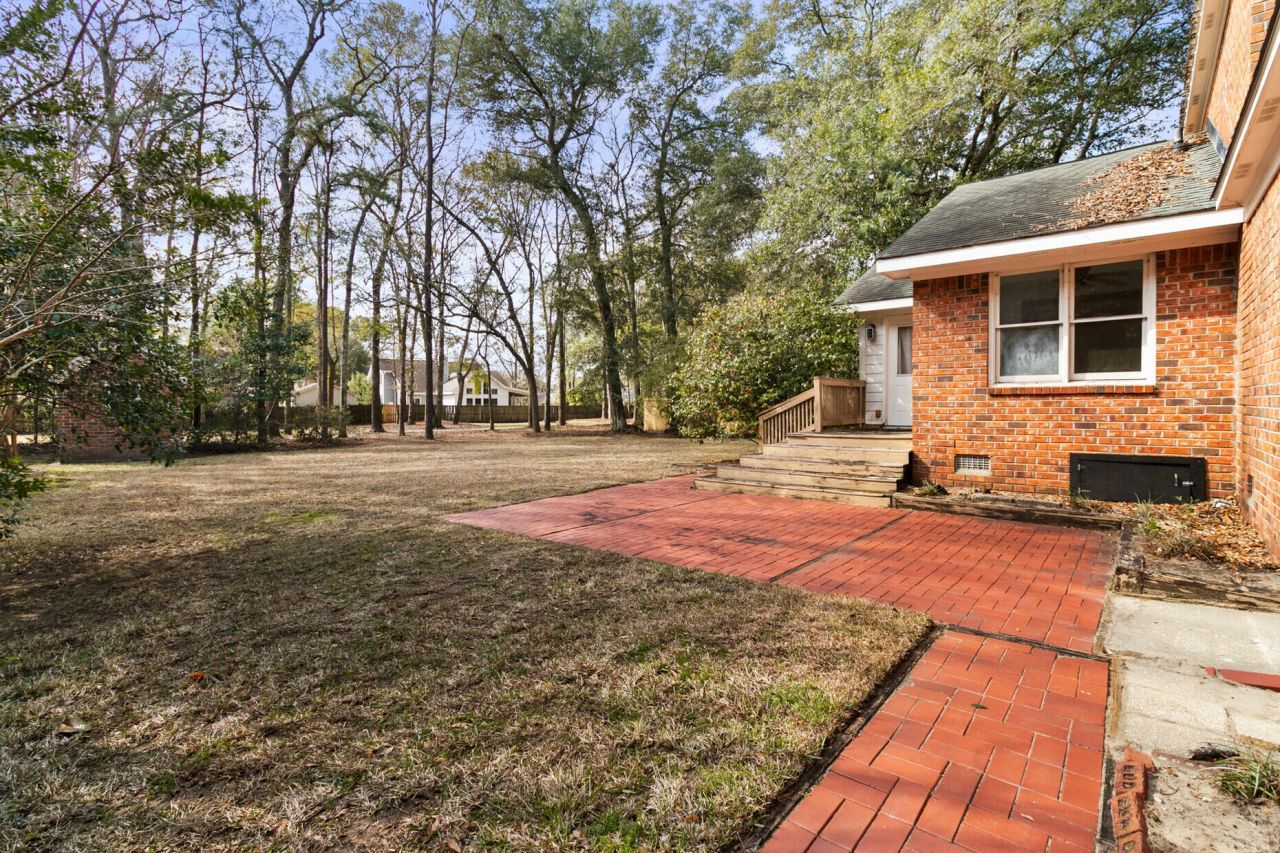 1405 Pine Island Photo 5