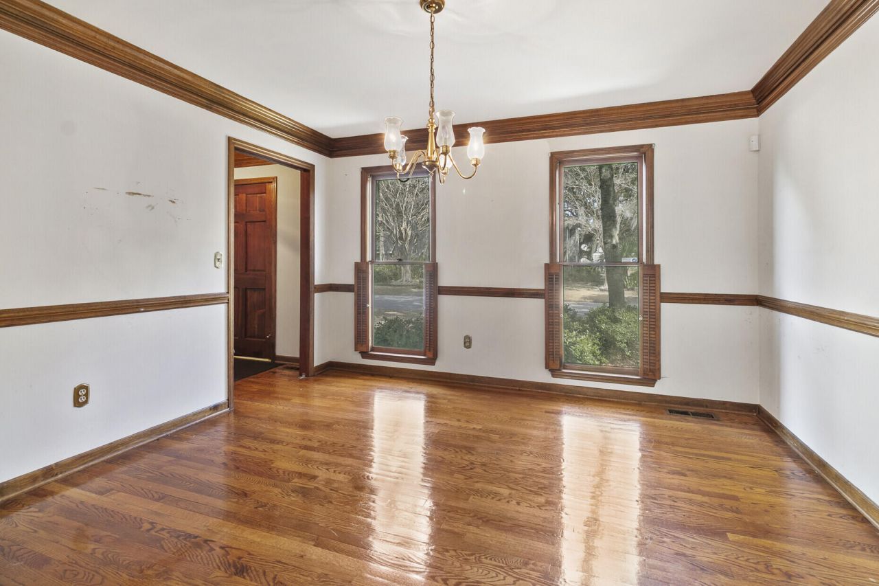 1405 Pine Island Photo 6