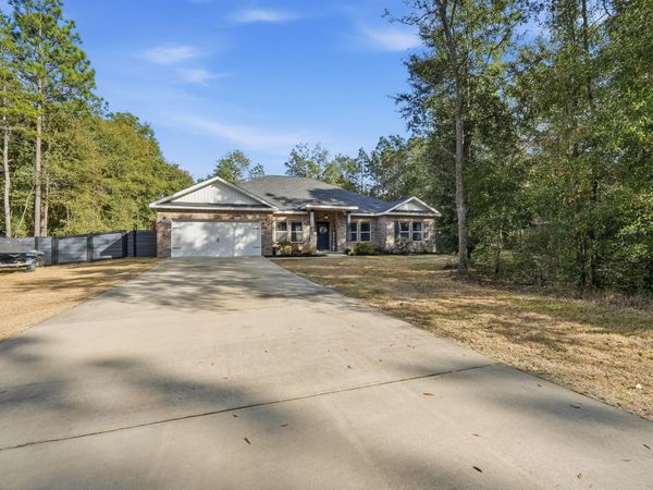 5833 La Porte Road, Crestview, FL 32539