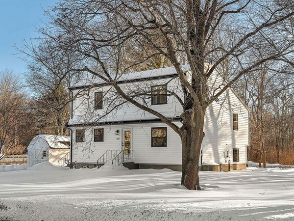 1831 Turnpike St, Stoughton, MA 02072