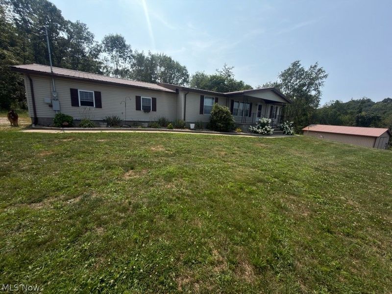 1105 Pacific Road NE, Carrollton, OH 44615 Photo 2