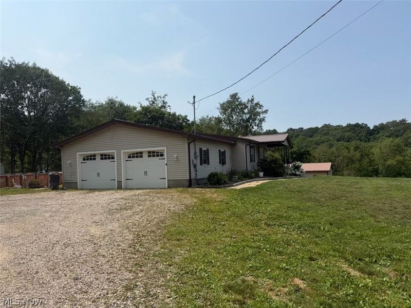 1105 Pacific Road NE, Carrollton, OH 44615 Photo 3