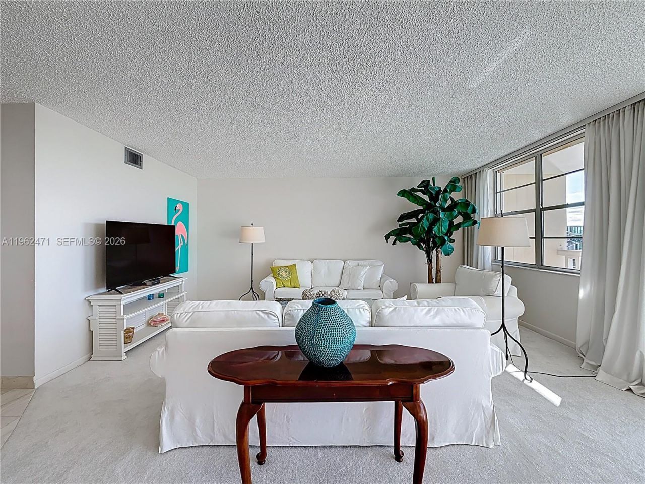 8530 Byron Ave, Unit 505, Miami Beach, FL 33141 Photo