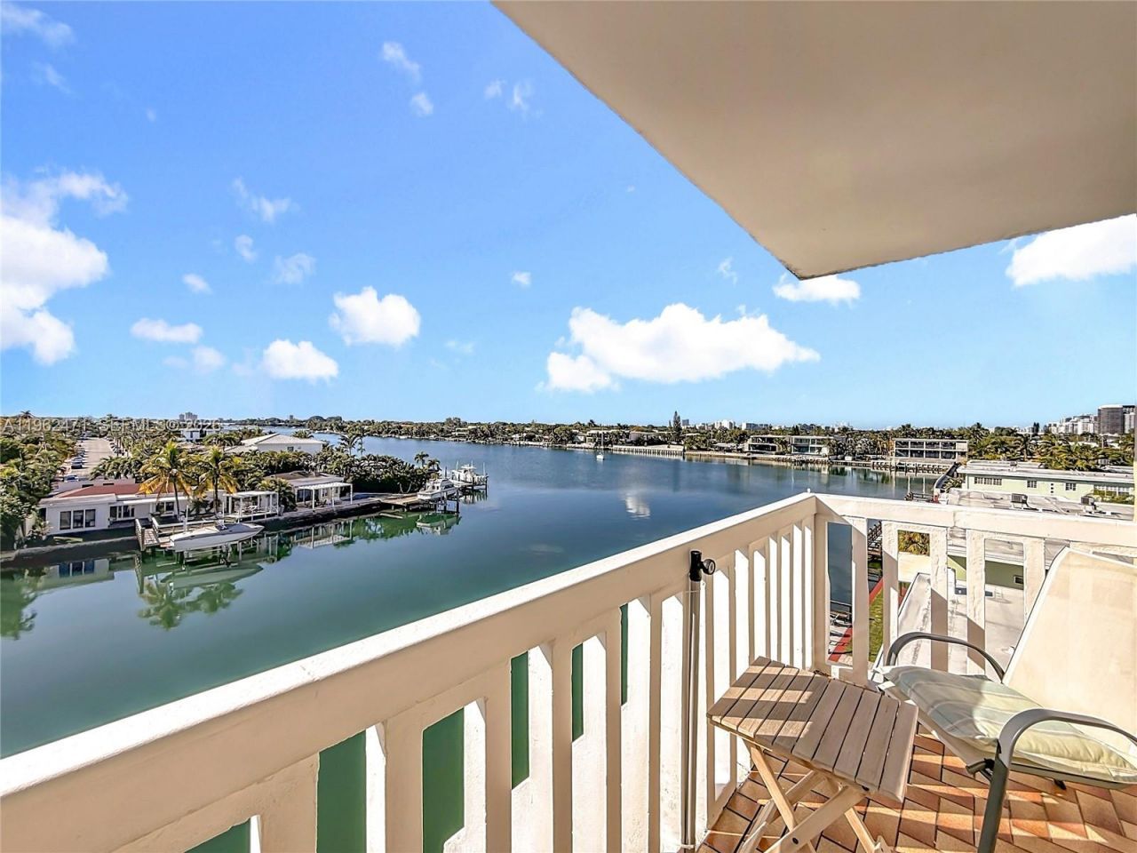 8530 Byron Ave, Unit 505, Miami Beach, FL 33141 Photo