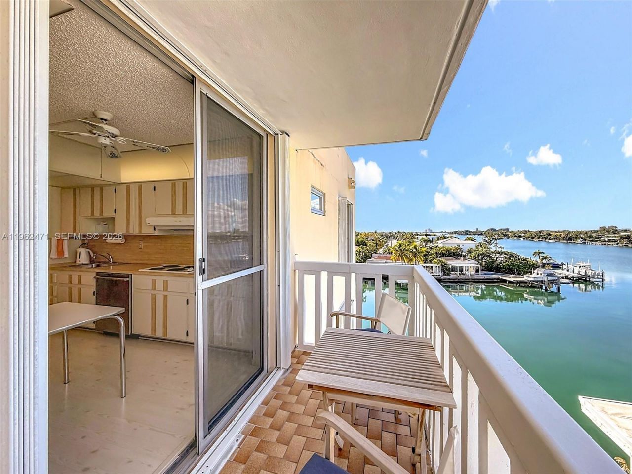 8530 Byron Ave, Unit 505, Miami Beach, FL 33141 Photo