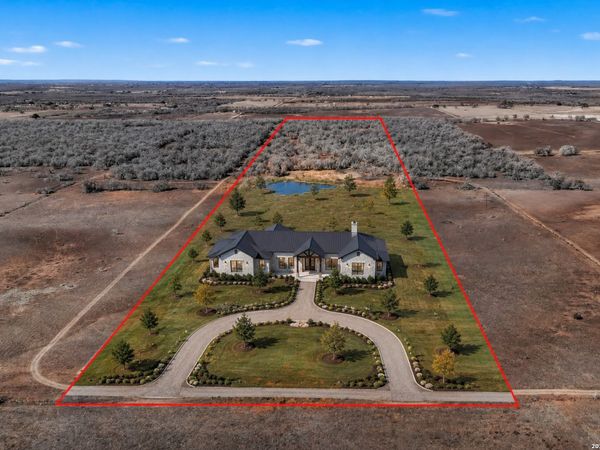 1895 County Road 448, Stockdale, TX 78160
