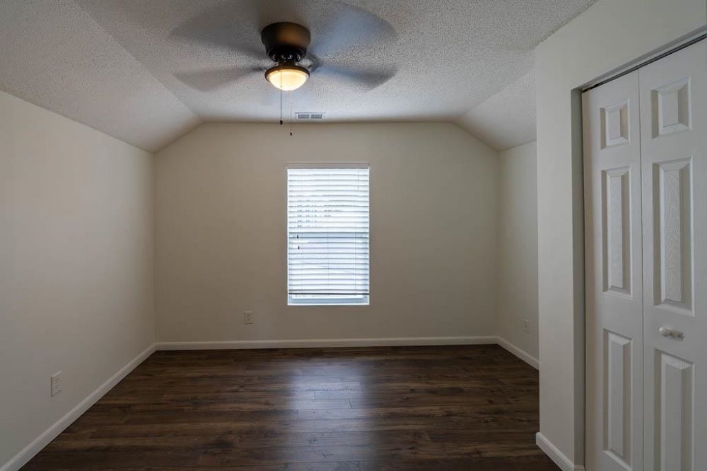 440 Bellegrove Dr. Photo 17