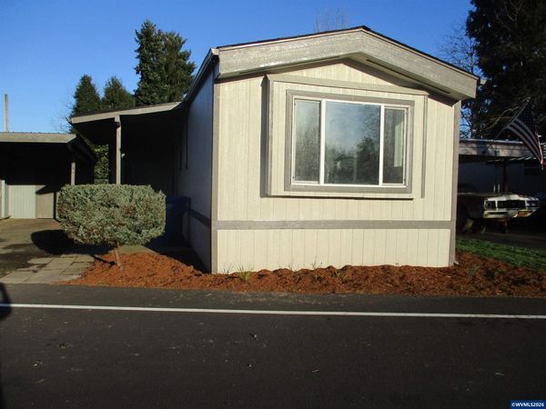 176 47th Av NE, Salem, OR 97301