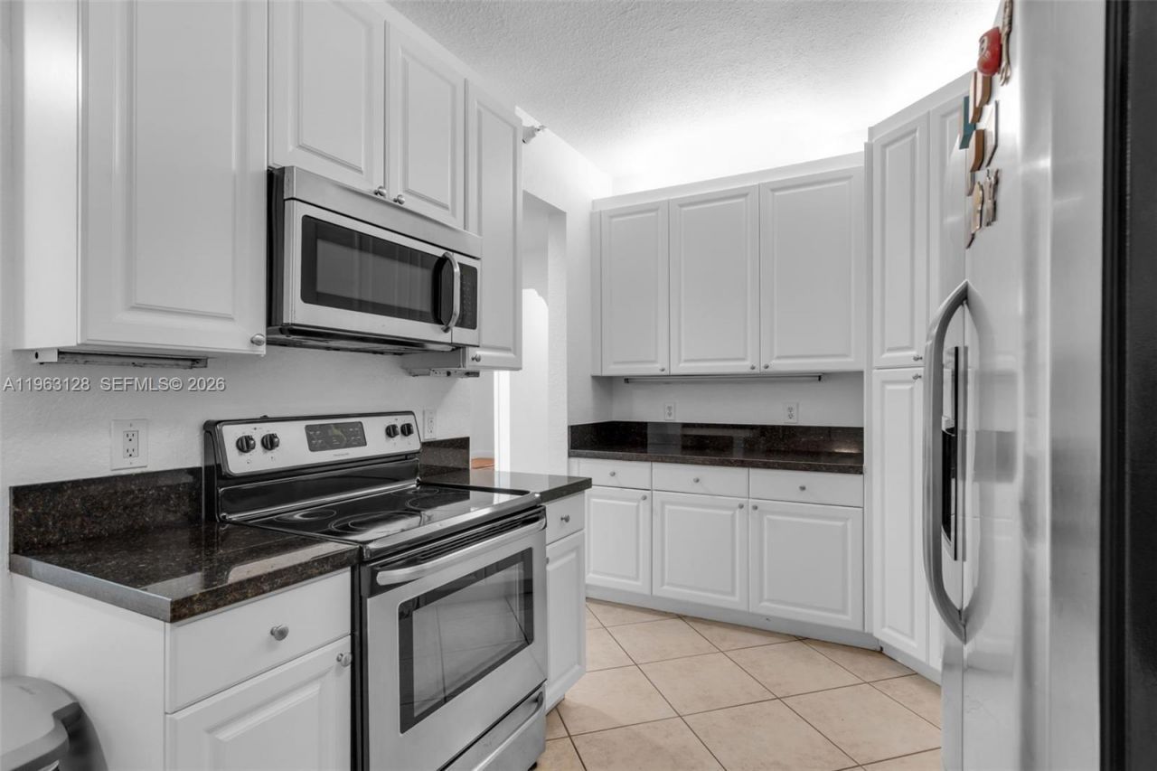 10720 NW 66th St, Unit 112, Doral, FL 33178 Photo