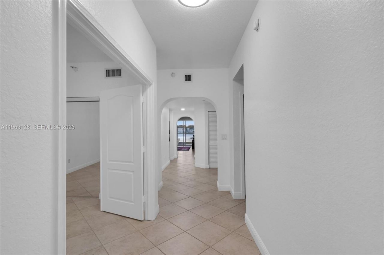 10720 NW 66th St, Unit 112, Doral, FL 33178 Photo