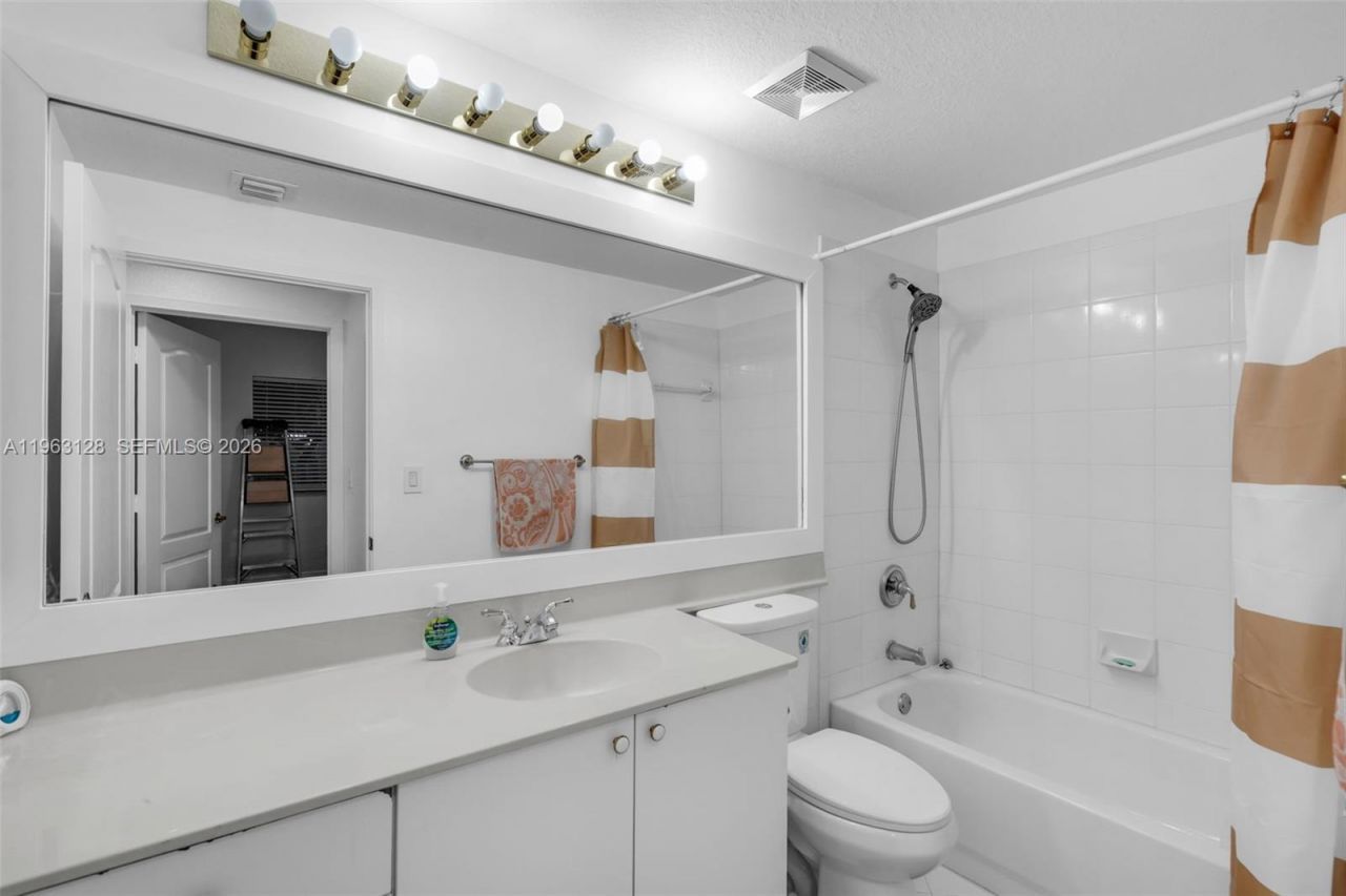 10720 NW 66th St, Unit 112, Doral, FL 33178 Photo