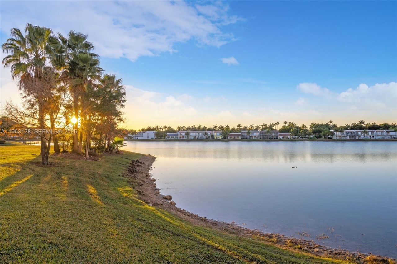 10720 NW 66th St, Unit 112, Doral, FL 33178 Photo