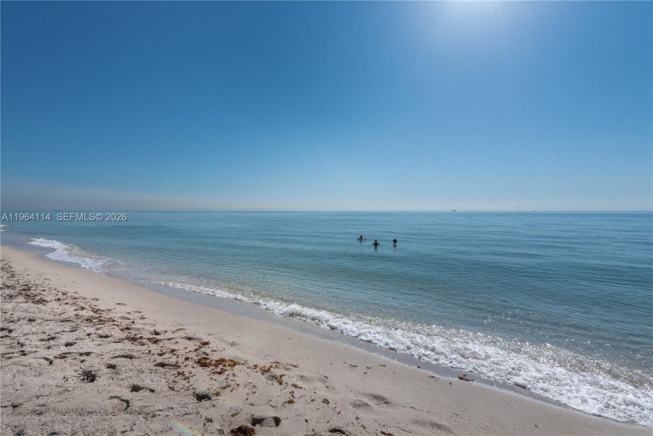 3180 S Ocean Dr , Unit 310, Hallandale Beach, FL 33009 Photo