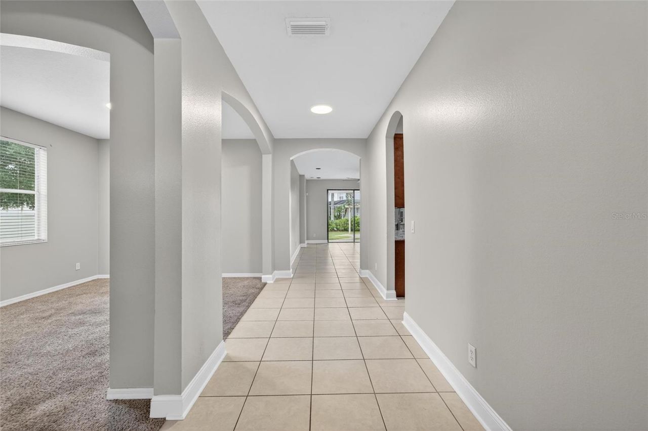 2502 Bonterra Boulevard, Valrico, FL 33594 Photo