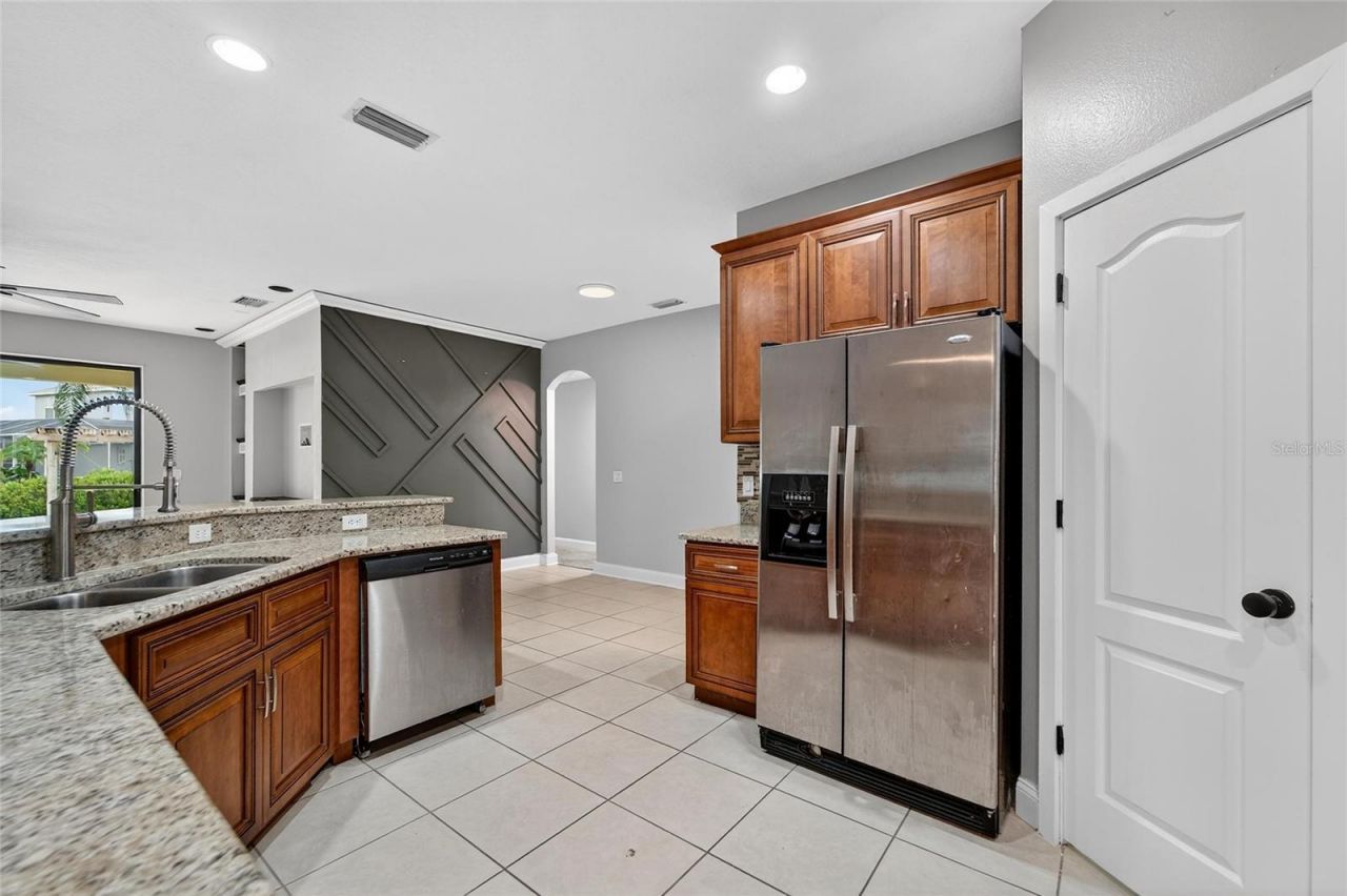 2502 Bonterra Boulevard, Valrico, FL 33594 Photo