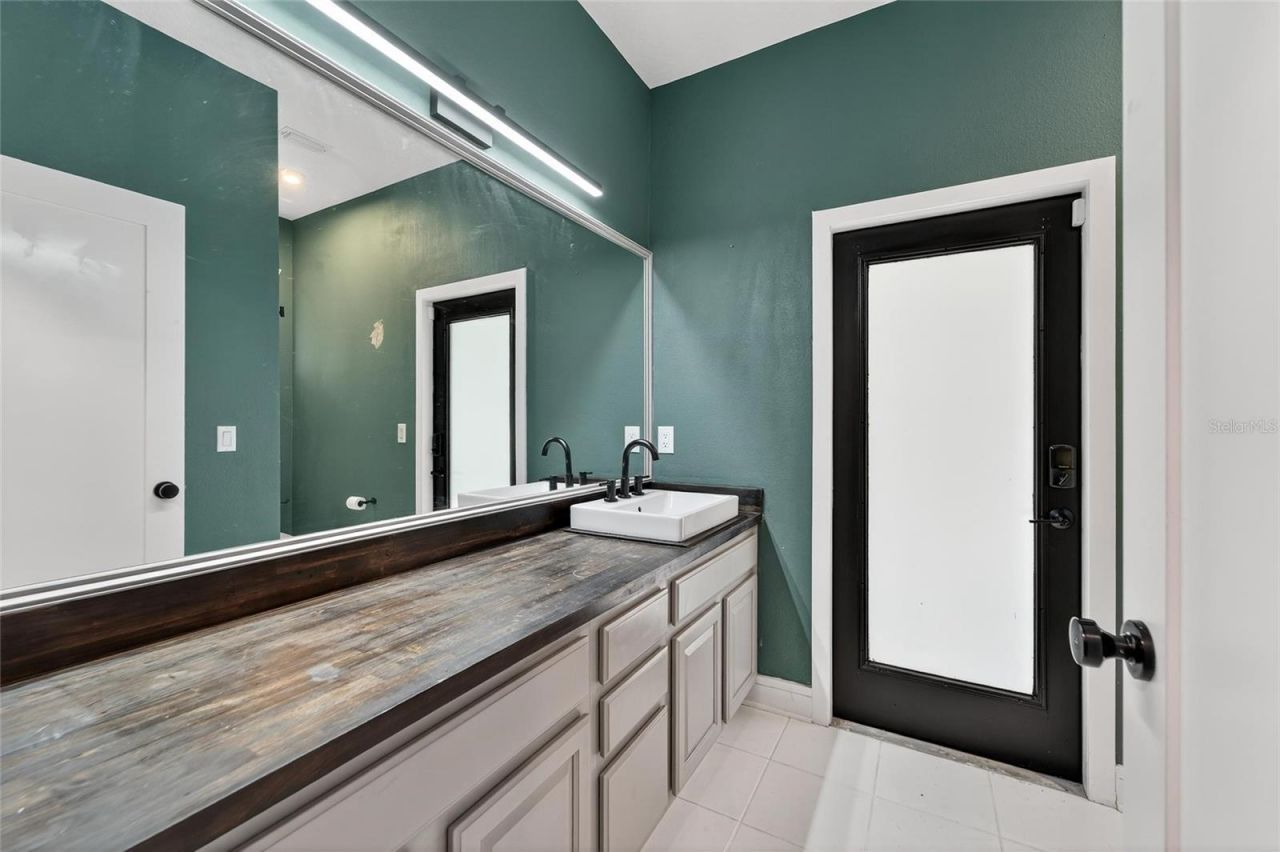 2502 Bonterra Boulevard, Valrico, FL 33594 Photo