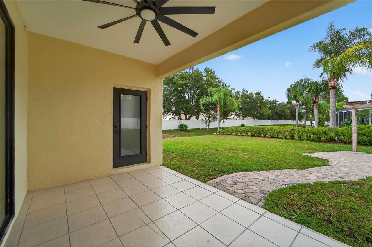 2502 Bonterra Boulevard, Valrico, FL 33594 Photo