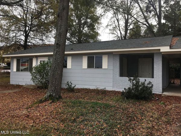 2069 Murray Drive, Pearl, MS 39208