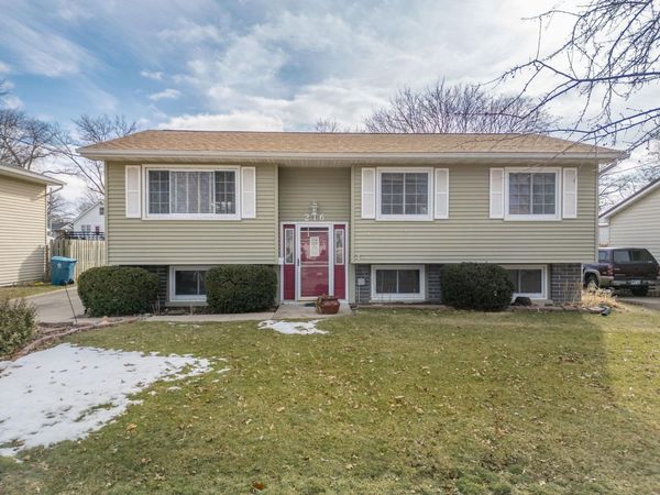 216 Bourland Avenue, Waterloo, IA 50701