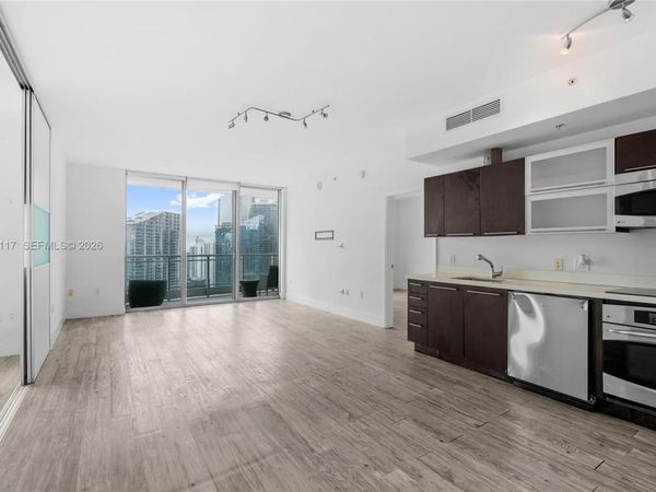 90 SW 3rd St, Unit 4203, Miami, FL 33130