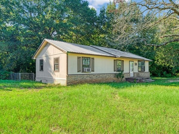 3875 US Highway 271 Highway N, Powderly, TX 75473