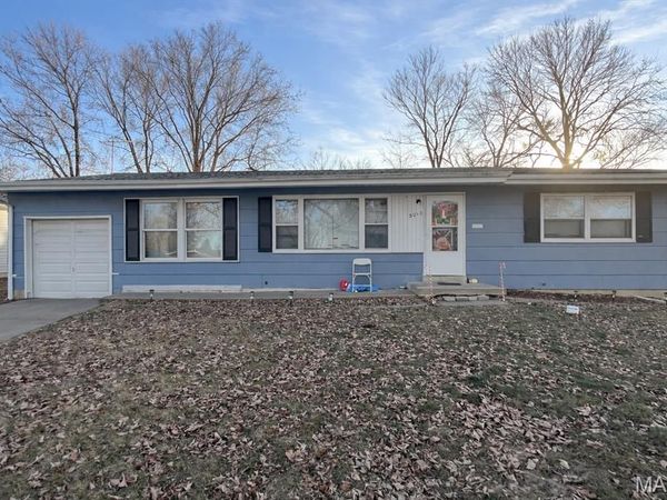 3012 Solway Avenue , St Louis, MO 63136