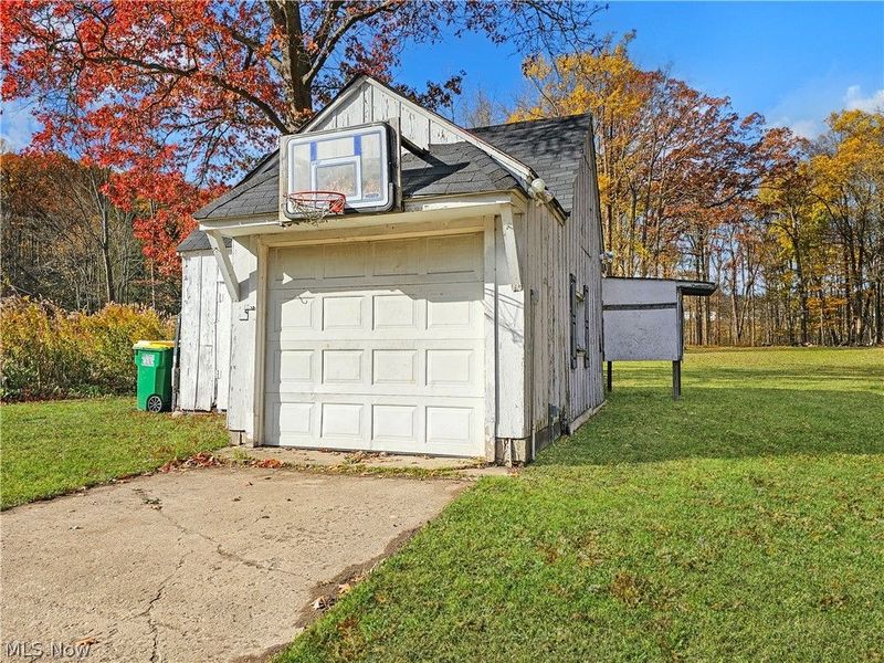 2264 River Road, Willoughby Hills, OH 44094 Photo 33