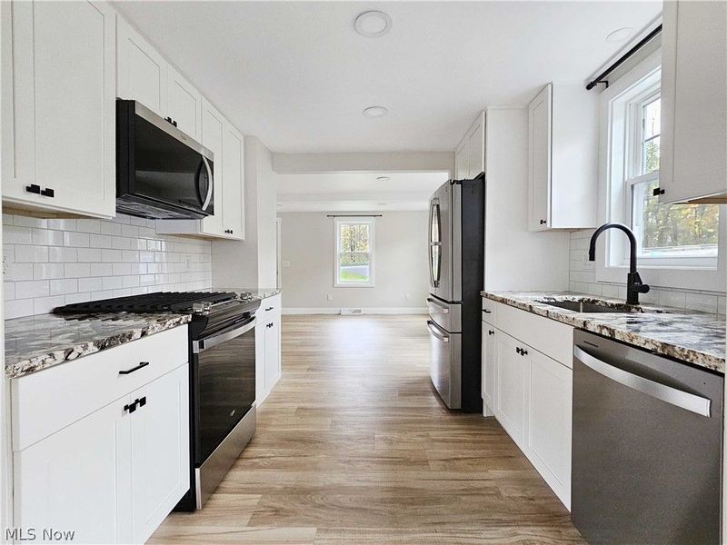 2264 River Road, Willoughby Hills, OH 44094 Photo 7