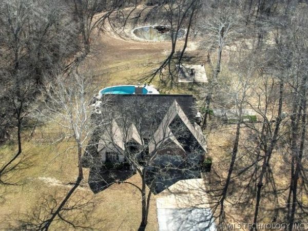 28310 E 6th Place, Catoosa, OK 74015