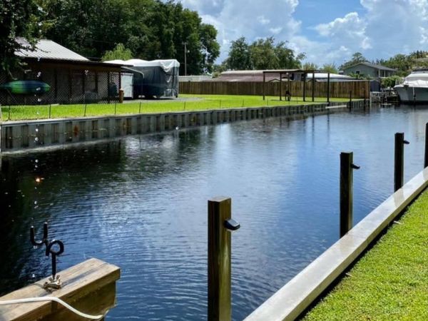 56304 Acorn Road, Astor, FL 32102