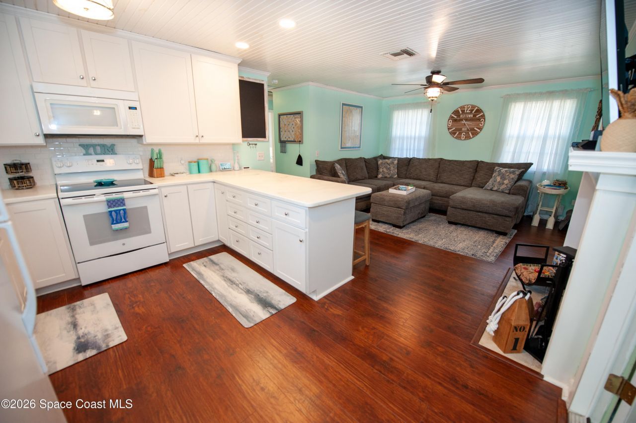 56304 Acorn Road, Astor, FL 32102 Photo