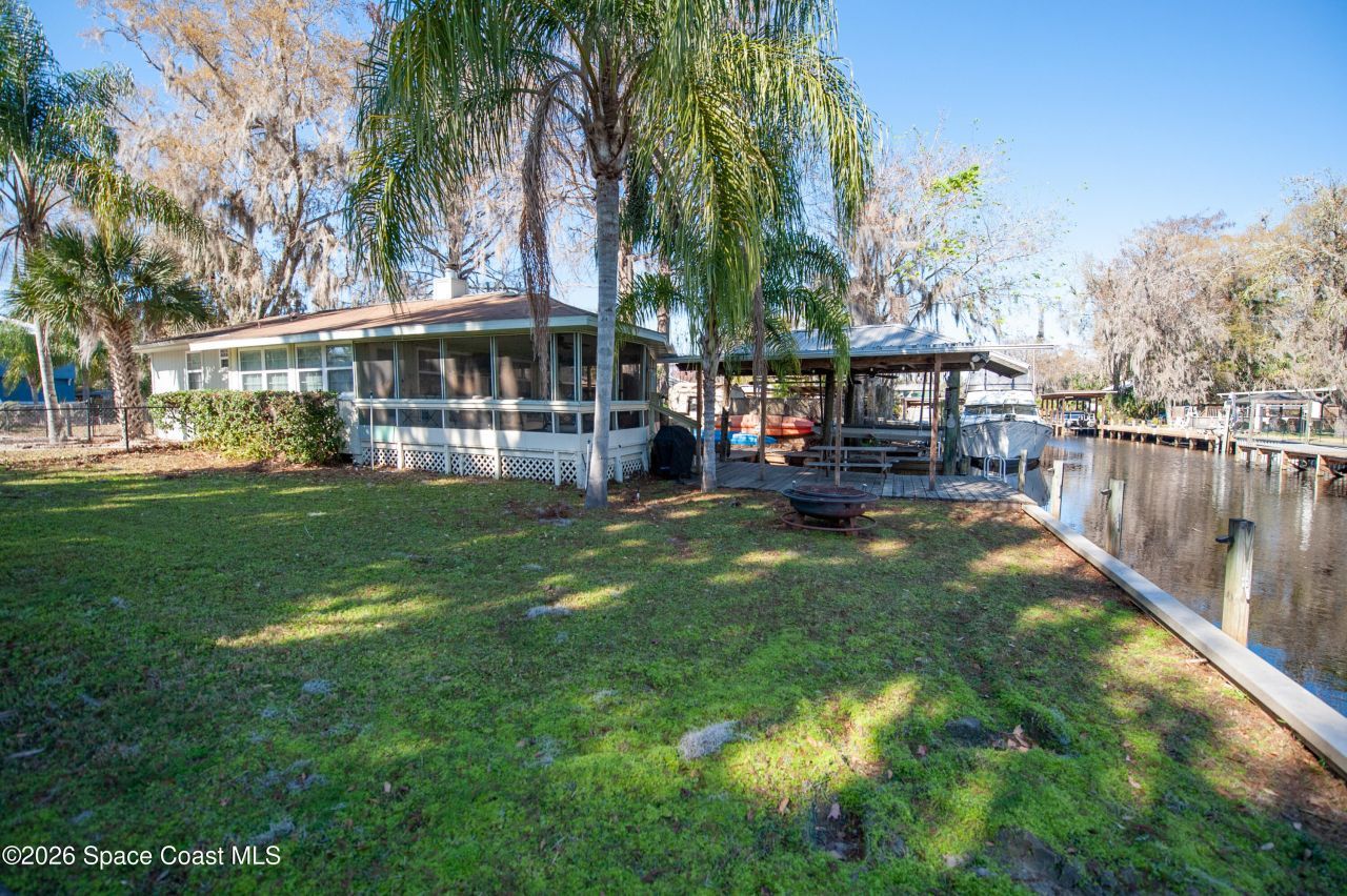 56304 Acorn Road, Astor, FL 32102 Photo