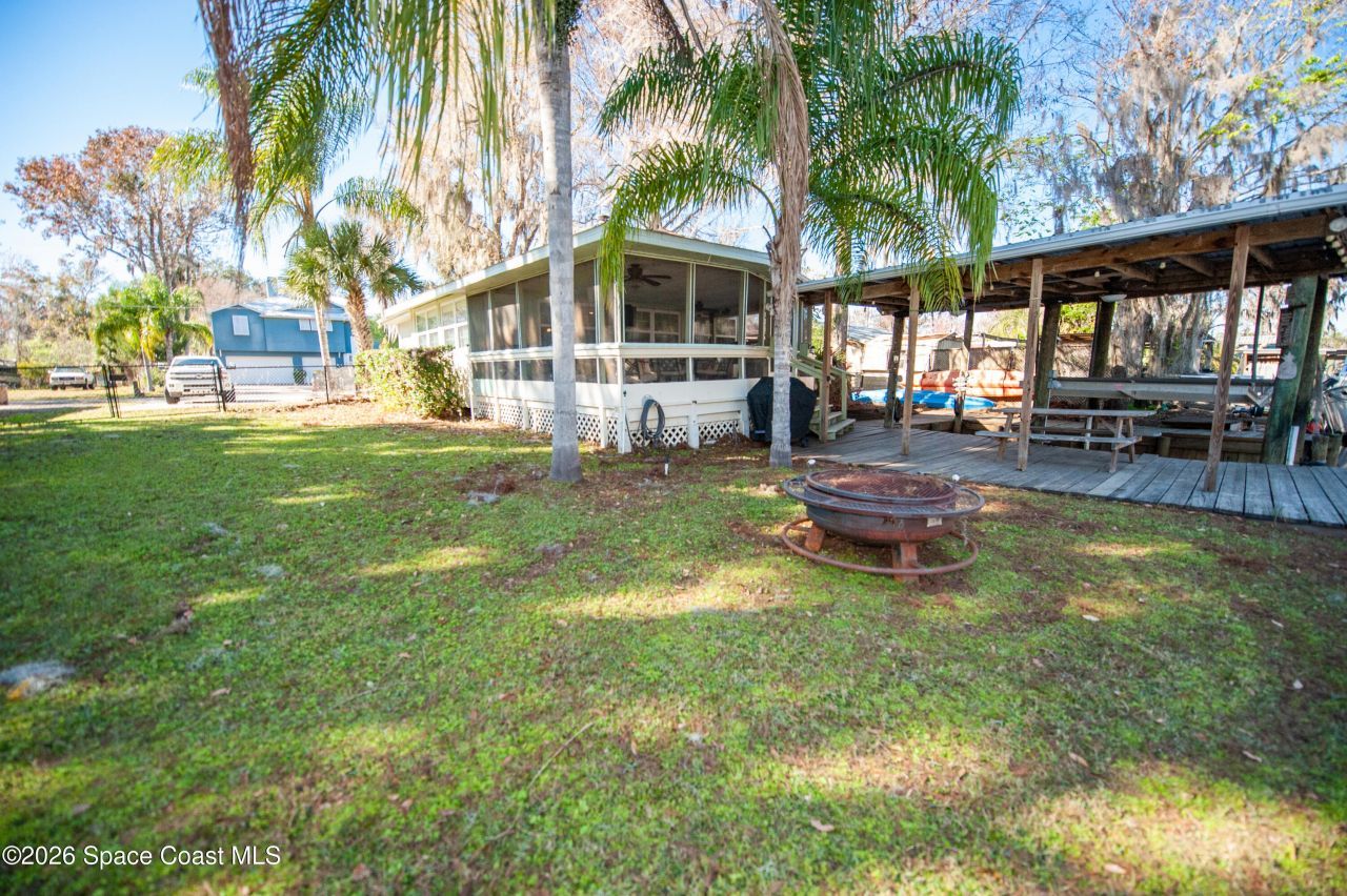 56304 Acorn Road, Astor, FL 32102 Photo