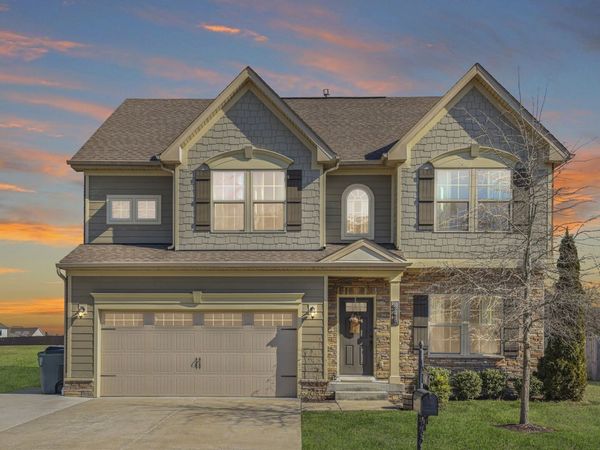 548 Goodman Dr, Gallatin, TN 37066