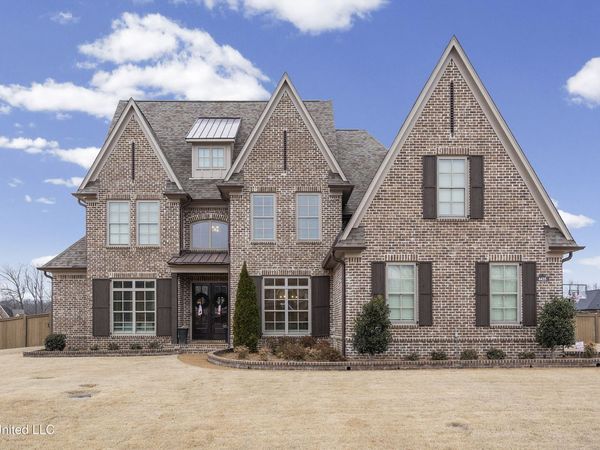 4435 Parish Row, Olive Branch, MS 38654