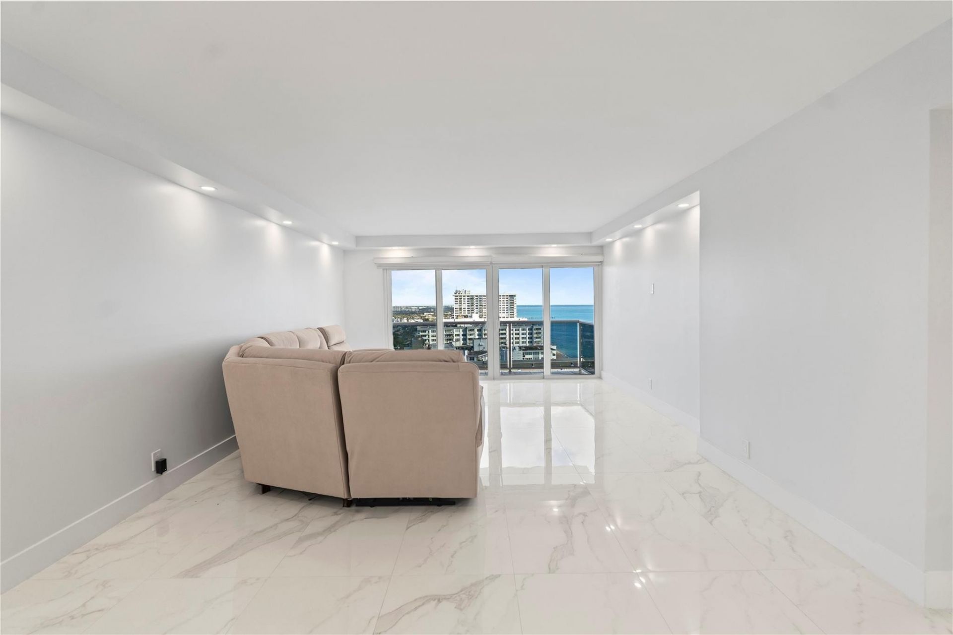 3500 Galt Ocean Drive, Unit 2615, Fort Lauderdale, FL 33308 Photo