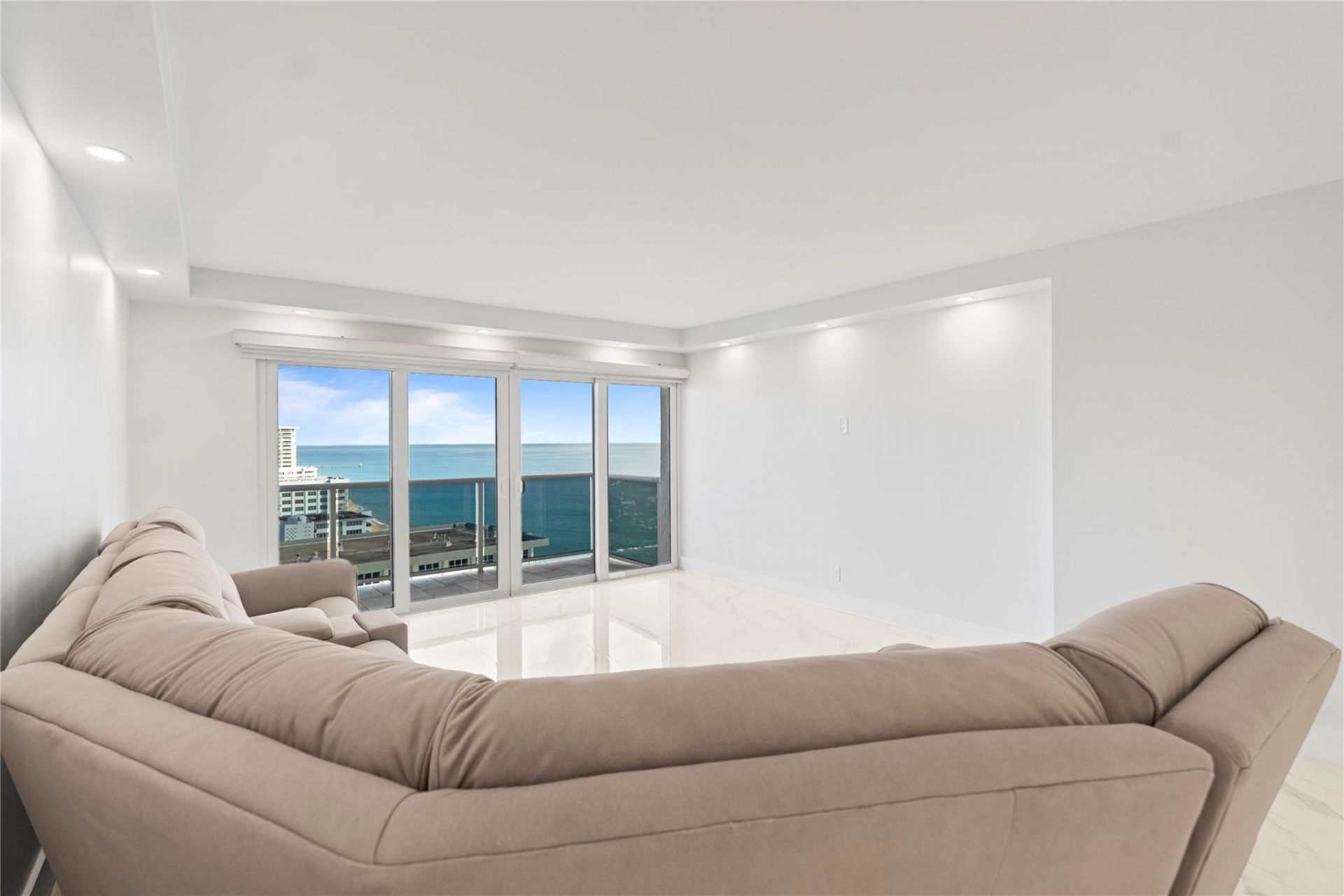 3500 Galt Ocean Drive, Unit 2615, Fort Lauderdale, FL 33308 Photo
