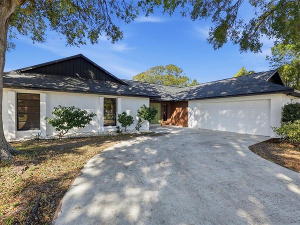 1325 RIVERSIDE DRIVE, TARPON SPRINGS, FL 34689