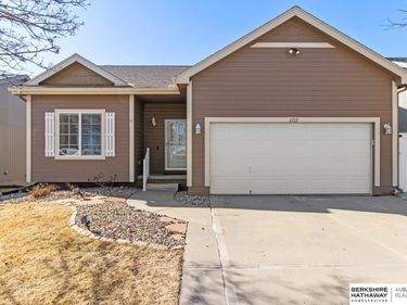 6522 N 142nd Circle, Omaha, NE 68164