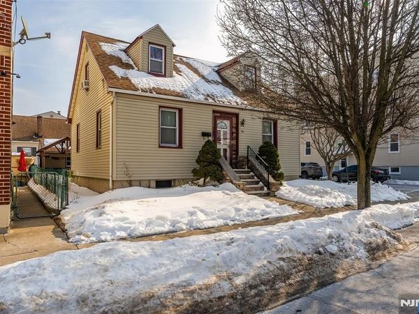 30 Gold Street, NORTH ARLINGTON, NJ 07031