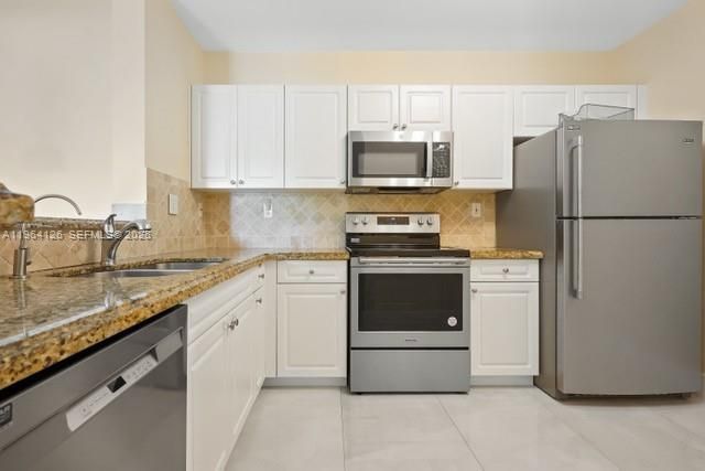 520 SE 5th Ave , Unit 1109, Fort Lauderdale, FL 33301 Photo